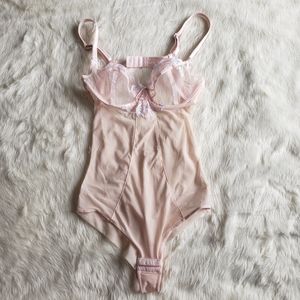 Freya pale pink bodysuit 32D